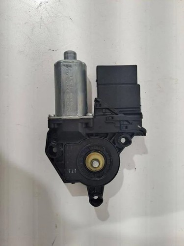 Touran 1t3 rear left - vw, door