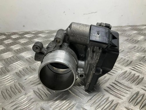 Audi avant 8k5 b8 throttle - 8k5,,